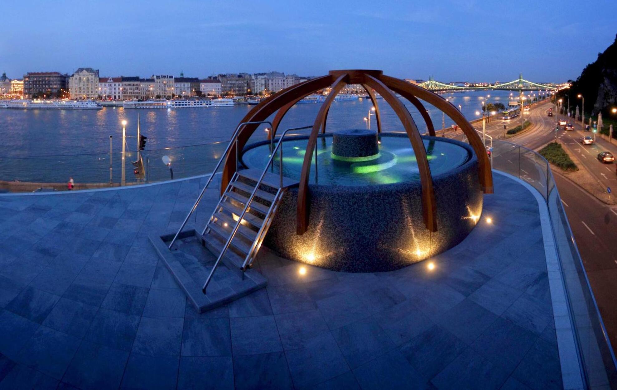 Wellness Retreat With Sauna & Jacuzzi - 1 Min To Opera Boedapest Buitenkant foto